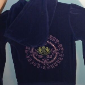 A child's juicy couture jump suit top